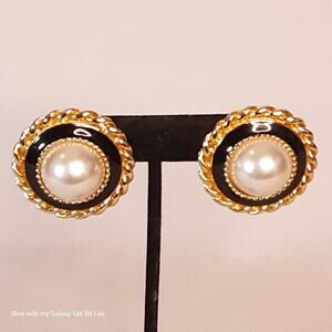 Faux Pearl Dome Earrings Black Enamel Spiral Gold Tone Border Posts